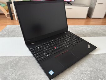 ThinkPad T570 i5/16GB – spoľahlivý notebook - 2