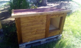 Predám psiu búdu - 2