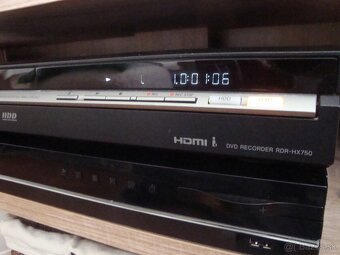 Sony RDR-HX750 - 2