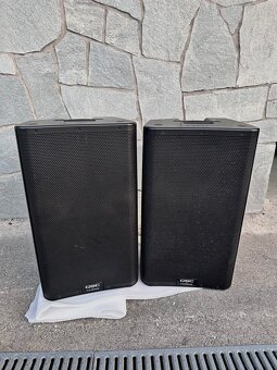 QSC K12.2 – 2 ks + obaly + stojany - 2