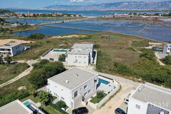 CHORVATSKO 🍁 JESENNÁ AKCIA REKREAČNÝ DOM S BAZÉNOM, 120 m - 2