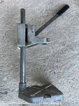 Stojan na vrtacku Narex - 2