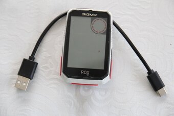 Predám cyklopočítač s gps Sigma Rox4 - 2