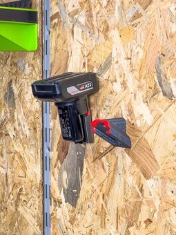 Držiaky batérií BOSCH 12V na stenu - 2