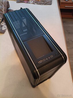 Coolermaster cm 690 - 2