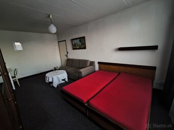 Prenajmem byt 2+kk s balkóm v Nitre - 2