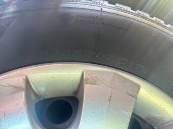 Hankook 195/65 R15 W462 91T 3PMSF - 2