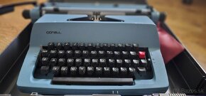 Kufríkový písací stroj Consul - 2