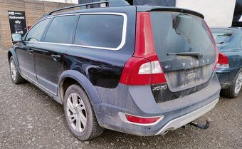 Volvo XC70III AWD D5 151kw - Náhradní díly - 2