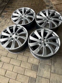 Disky RIAL 5x114 R18 SILVER - 2