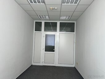 Prenájom kancelárie na ulici M. Falešníka v Prievidzi - 2