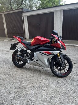 Yamaha YZF R125 2015 ABS - 2