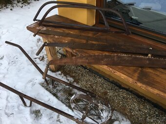 Stara pila, starozitna pila bruchatka, píla obojručná - 2