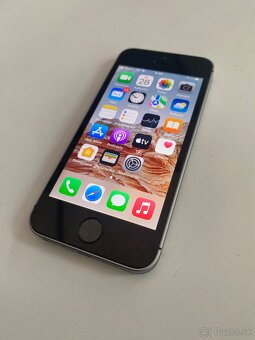 iPhone SE 32gb - 2
