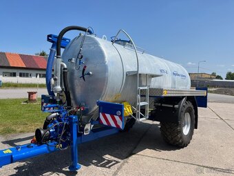 Traktorový fekální návěs AGROSTAR NTF 8 s ramenem - 2