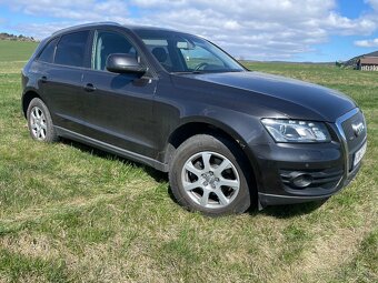 Audi Q5 2,0 D - 2