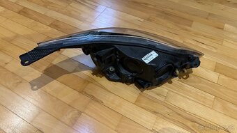 Predam na Ford Fokus MK3 rok 2010-2018 ľavé predné svetlo o - 2