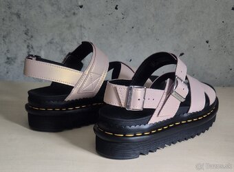 Dr. Martens Voss II EU39 - 2