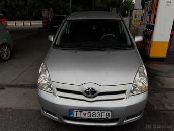 Toyota Corolla Verso 2.2 d - 2