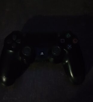 Playstation 4 - 2