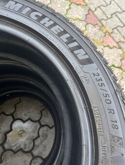 235/50 R18 Zimne Michelin Top stav - 2