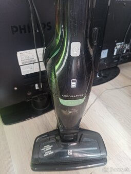 Electrolux tyčový vysávač 2.1 - 2