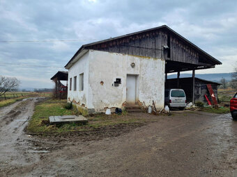 Ponúkame hospodárske budovy obci Chvalová. - 2