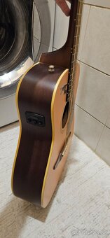 Predám El.Akustickú Gitaru Fender Malibu California Series - 2