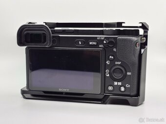 Sony A6400 + Tamron 18-300mm f3,5-6,3 Di III-A VC VXD - 2