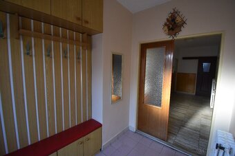 Na predaj 6-izbový rodinný dom v obci Matúškovo - 2