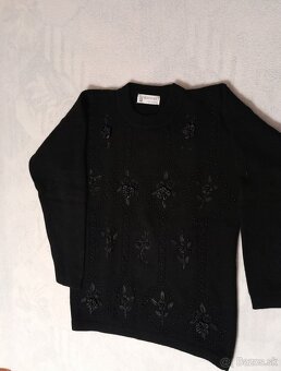 Dámsky čierny pulóver - 2