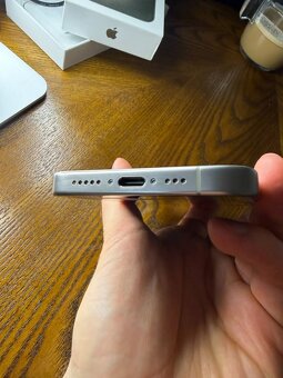 iPhone 15 Pro 128GB - 2