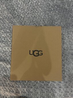 Ugg tazz cierne - 2