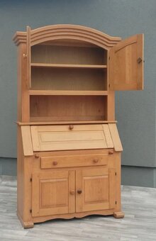 Sekretár písací. - 2