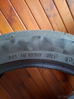 Continental 235/45R18 - 2