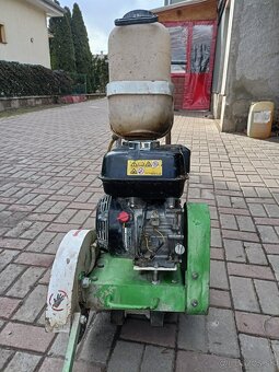 Rezačka na betón - 2