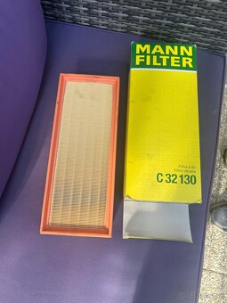 Vzduchový filter na Audi - 2