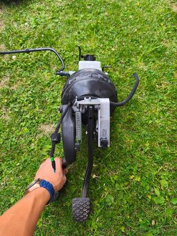 Brzdový systém s pedálmi BMW e90 E91 - 2