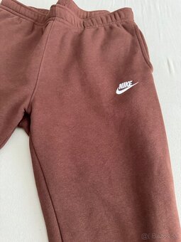 Predám pánske tepláky nike - 2
