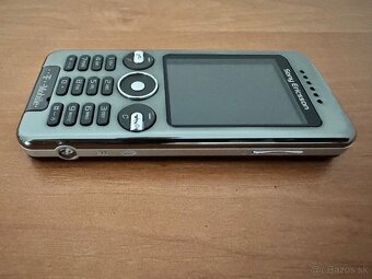 Sony Ericsson S302 - 2