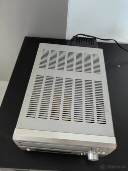 Denon UD-M50 receiver - 2