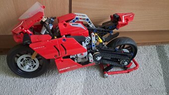 Lego motorka - 2