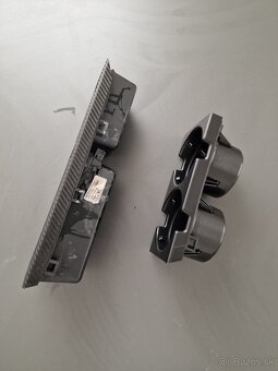 BMW E46 držiak napojov cup holder - 2