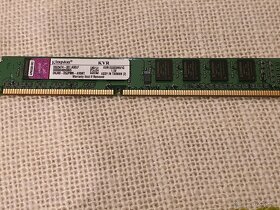 4x RAM: DDR3 1x1GB, DDR 2x1GB, DDR 256MB SO-DIMM +2x vadné - 2