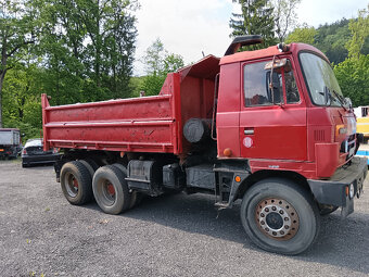 Tatra 815 6x6 sklápěč - 2