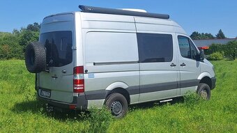 MERCEDES SPRINTER 906 4x4+redukce 2,2CDi 4místa - 2