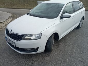 Skoda Rapid Spaceback - 2