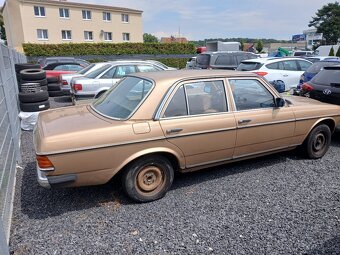 Mercedes W123 230 benzin 1983 - 2