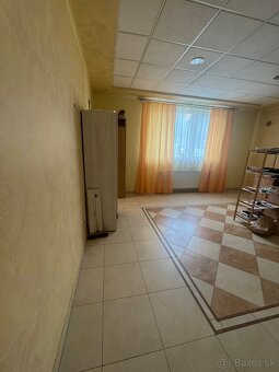 Prenajmem nebytový priestor v Trenčíne 100m2 - 2