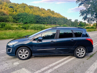 Predám Peugeot 308 SW 1.6 e-HDi Automat - 2